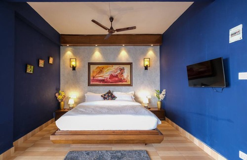 The Mall Road Cabaña | The Junglee Bakri