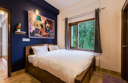 The Mall Road Cabaña | The Junglee Bakri
