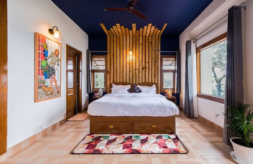The Mall Road Cabaña | The Junglee Bakri
