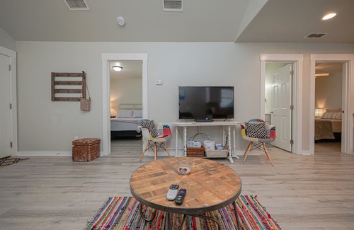 Rockport Cabaña | Seaside Retreat - family friendly with community pool!