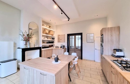 Abscon Casa | Large, spacious, fully renovated house