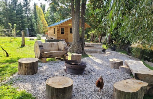 Markdale Cabina | Wood cabin by the river