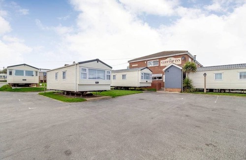 Bacton Casa | 4 bedroom accommodation in Bacton-on-Sea