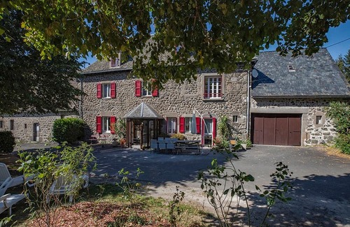 Saint-Bonnet-de-Salers Cabaña | Gite Saint-Bonnet-de-Salers, 4 bedrooms, 8 persons