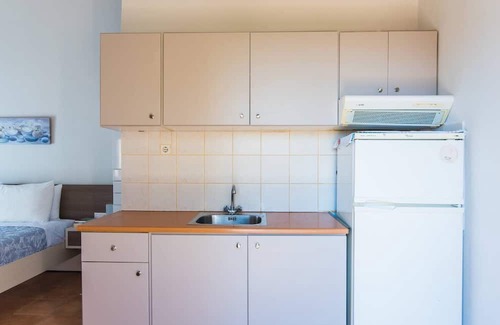 Sissi Casa | Private Yard studio 8 km (5min) away from Malia