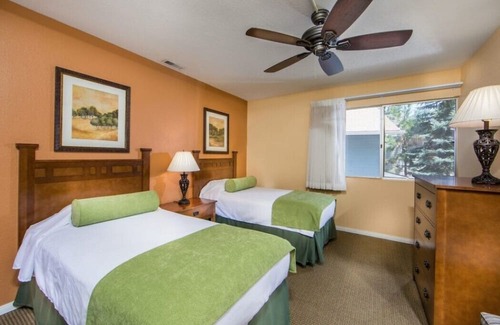 Lake Arrowhead Complejo | Lake Arrowhead Chalets - 3 Bedroom W/ Full Kitchen/ Sleeps 8
