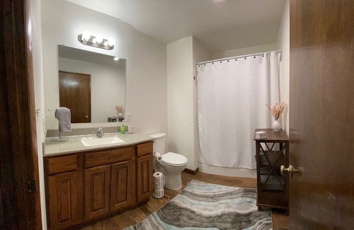 Washington County Cabina | Pet friendly, newly constructed cabin with modern amenities!