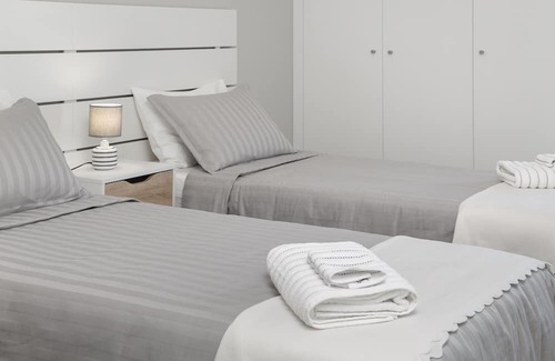 Foz do Arelho Apartamento | Lagoa Views- Holiday Apartment SCH 075