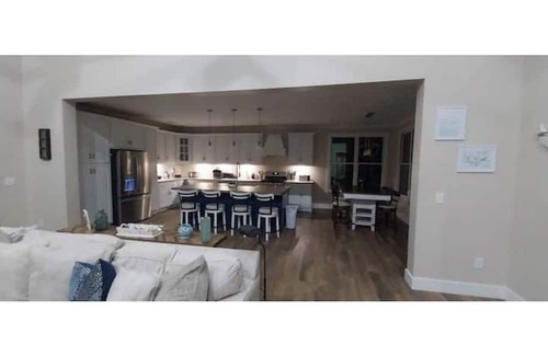 Jasper Casa | Spacious lake estate 7BR 5-1/2 baths, rec room , jacuzzi IMAX theater and Dolby