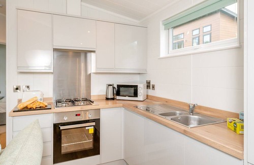 Bridport Cabina | 3 bedroom accommodation in Charmouth