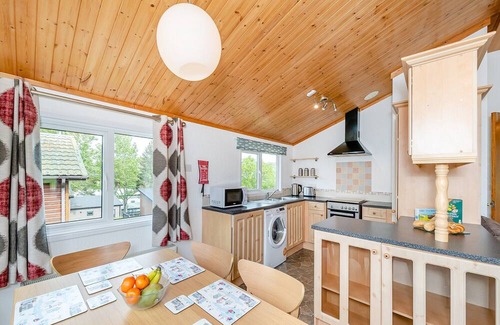 Bridport Cabina | 3 bedroom accommodation in Charmouth