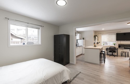 Squamish Cabaña | The Cozy Nest: A Home Away From Home