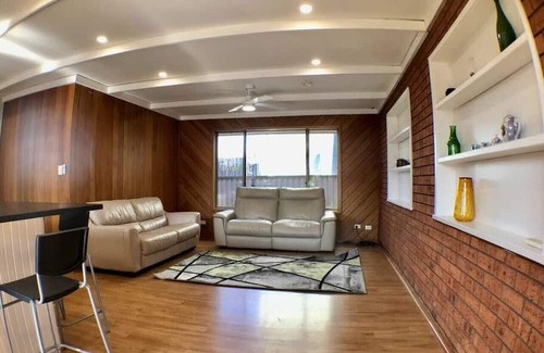 Liverpool Condominio | Convenient Spacious 4-bedrooms with Free parking