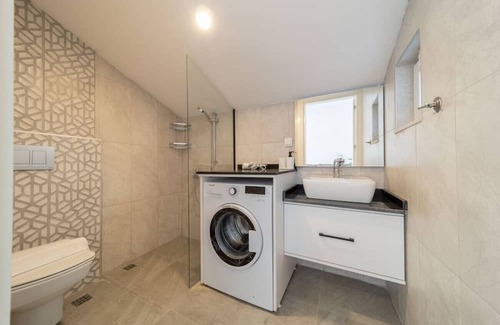 Eski Lara Apartamento | Central Flat with Terrace and View in Muratpasa