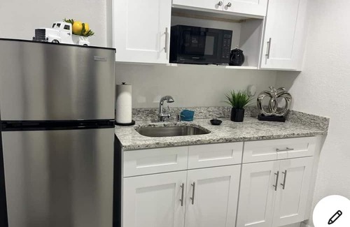Tarpon Springs Apartamento | Suite romántico a 5 minutos de la playa!