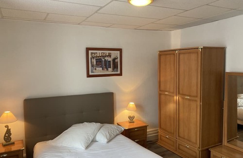 Thiers Casa | golden eagle