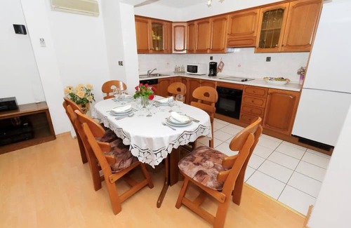 Bidol Apartamento | Angel - Nice Garden - A1