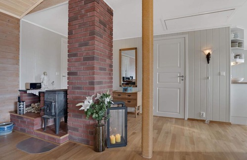 Bomlo Casa | 4 person holiday home in FINNÅS