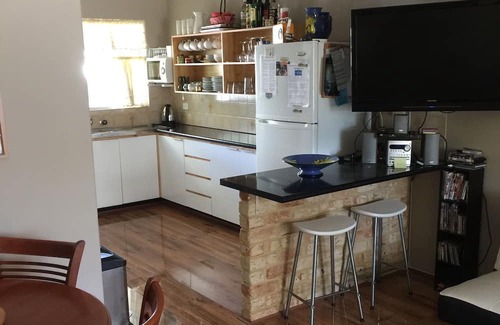 South Yunderup Casa | Absolute River Front - 2 b/room, fully equipped, pool, jetty, close boat ramp