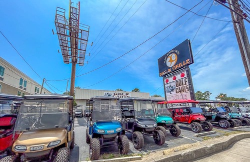 Atlantic Beach Casa | 2 bedroom, 2 bath home. Sleeps 6. Pet friendly. 320 yds. from beach.