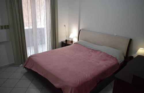 Markopoulo Mesogaias Apartamento | MTC-Jasmine's House - Two Bedroom Apartment, Sleeps 6