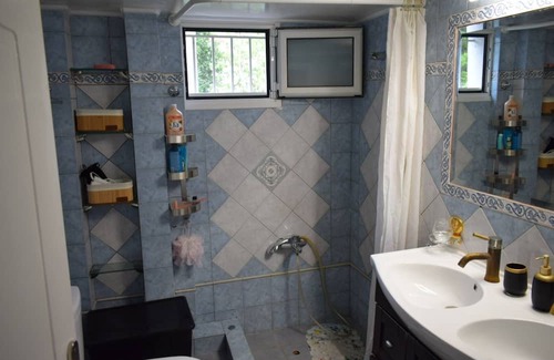 Markopoulo Mesogaias Apartamento | MTC-Jasmine's House - Two Bedroom Apartment, Sleeps 6
