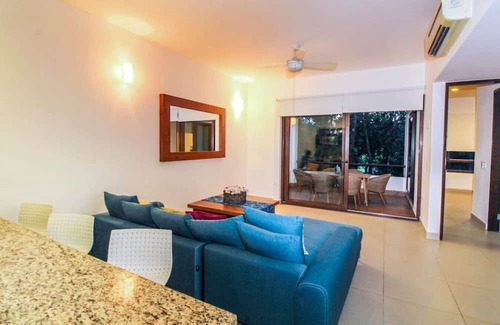 Akumal Apartamento | Cheerful 2BR Home in Jungle Oasis w/Pool + Beach