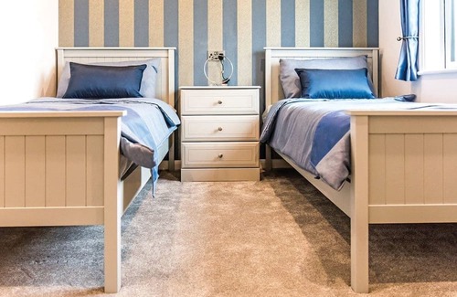 Llanllwchaiarn Casa | 2 bedroom accommodation in New Quay