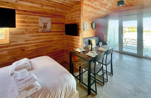 Boston Cabaña | 1 bedroom accommodation in Old Leake