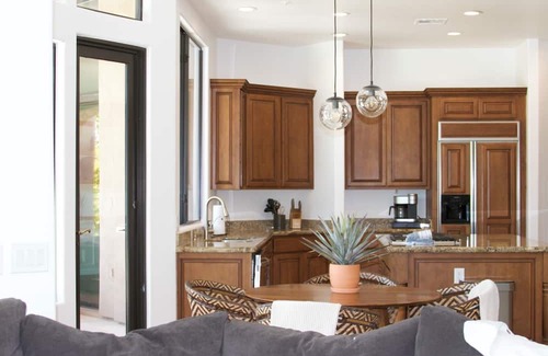 McDowell Acres Casa | Scottsdale Paradise- POOL, Spa, Pickleball/Basketball, Fire Pit & Great HIKING!