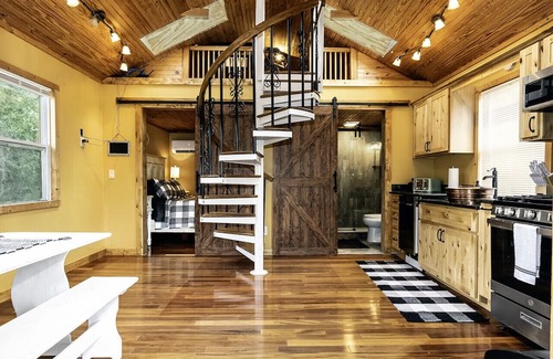 Homosassa Cabina | A/C, Firepit, Grill, Pet Friendly