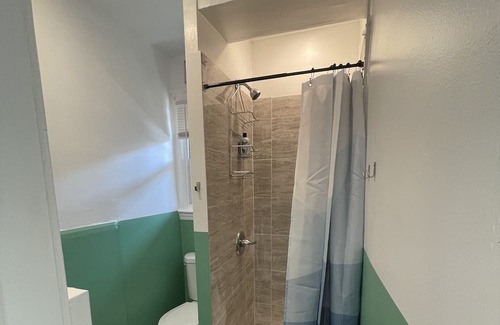 Port Chester Apartamento | Entire 2 Bed-room Roomy Apartment ~ 1 min to Train for NYC