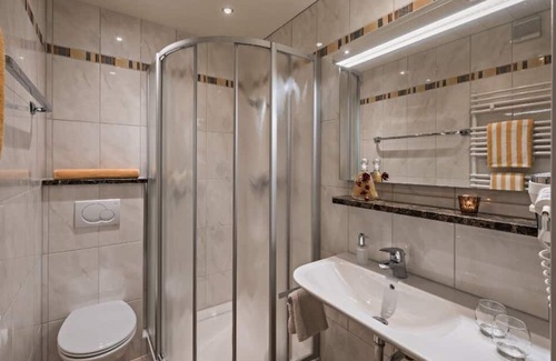 Eggstatt Apartamento | Triple room 22m² with north-facing balcony, shower/toilet