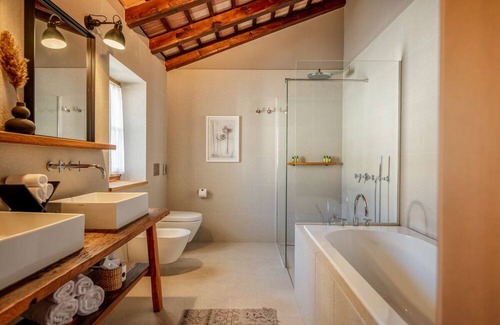 Bale Complejo | Villa Izbor - Two Bedroom Resort, Sleeps 4