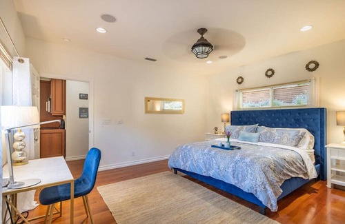 Mission Viejo Casa | Stunning FIVE STAR huge one-level 1350 ft.² cottage
