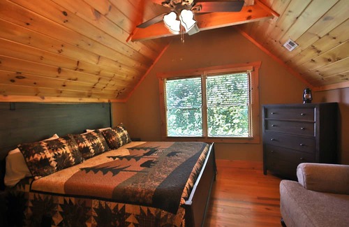 Vein Mountain Cabina | Serene Mountain Cabin w/View in Private Community