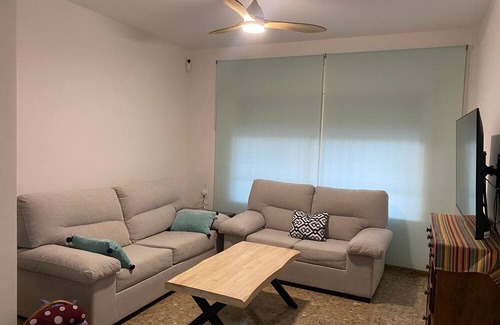 El Puerto de Santa Maria Chalet De Esquí | Nice house 5 min from the beach, ideal for families.