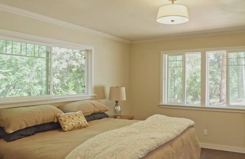 Cedar Ridge Casa | Spacious home in the Sierra foothills just minutes to downtown, hiking, skiing.