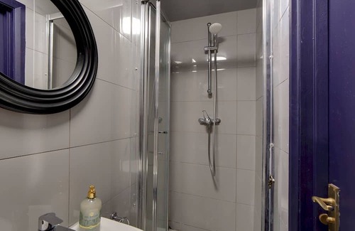 Junction Apartamento | Compact Studio flat in Archway | Pass the Keys