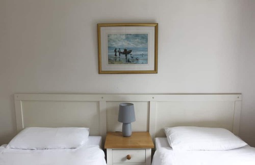 Carrick-on-Shannon Cabaña | Leitrim Quay - Riverside Cottage 3
