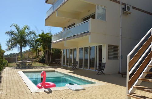 Papeete Casa | Maison D'architecte, Piscine Privée et Jardin, à 10 mn de L'aéroport