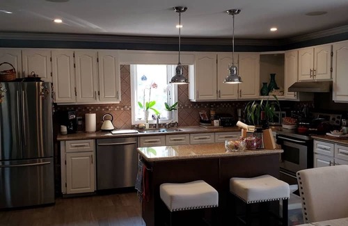 Keswick Casa | Large bungalow minutes to lake Simcoe with all the amenities you could ask for!