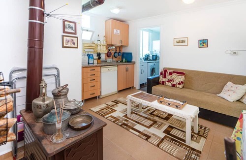 Koycegiz Casa | Vacation Flat w Pool Garden Patio BBQ in Mugla