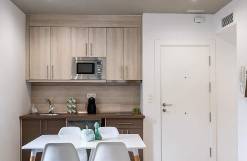 Cervantes Apartamento | Apartment in a restored mansion in Granada.