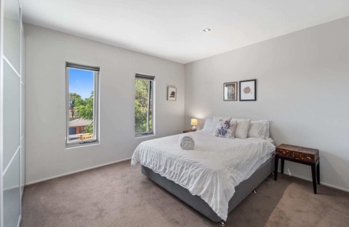 East Bendigo Casa | Top End Poolside Perfect Holiday Home