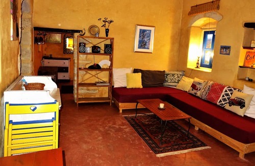 Faistos Casa | Original, Cretan stone house with a view of the enchanting garden