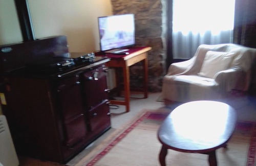 St Brides Otro | Farmhouse Annexe rooms with lounge on the coast, near beach