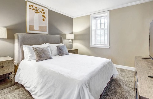 Green Hills Apartamento | Modern Apartment in Prime Location (ID9248)