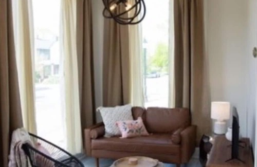 Michigan City Apartamento | Studio Living in the Arts District!