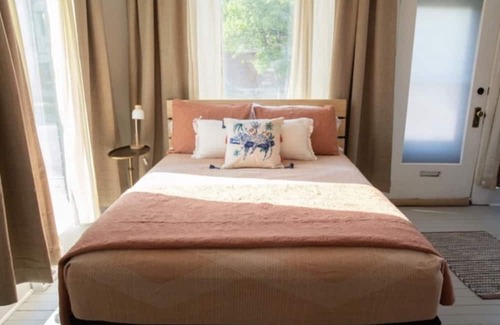 Michigan City Apartamento | Studio Living in the Arts District!